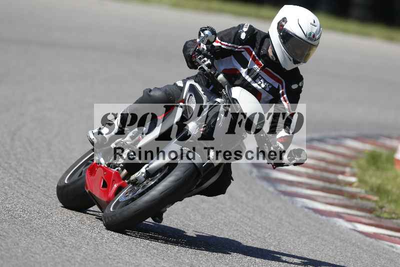 Archiv-2025/43 08.08.2025 Discover the Bike ADR/Bike 1 gruen/540